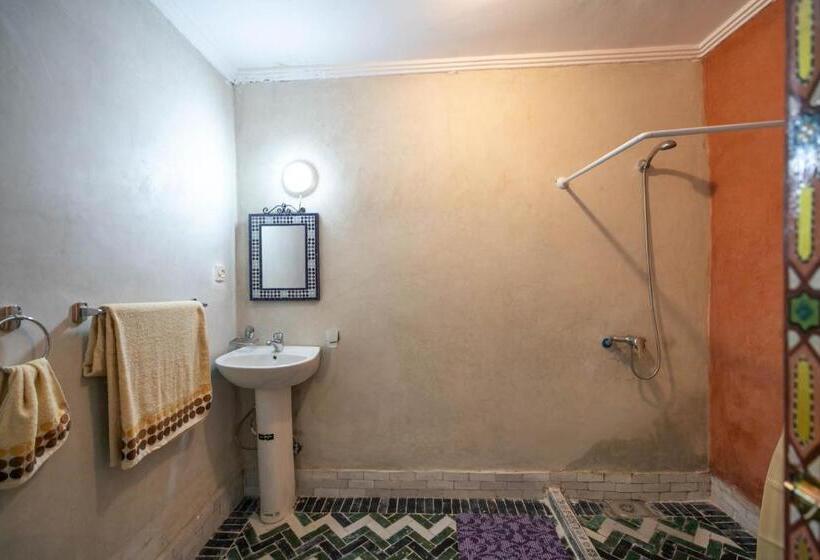 اتاق سوپریور چهار تخته, Riad Fez Qamar