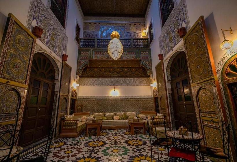 اتاق لوکس چهار تخته, Riad Fez Qamar