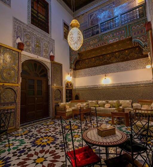 اتاق لوکس چهار تخته, Riad Fez Qamar