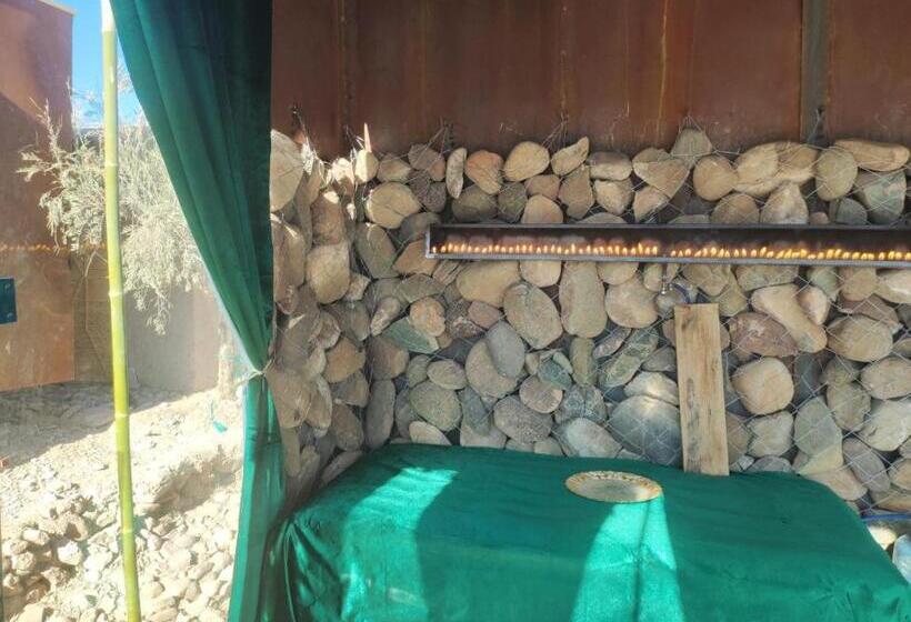 套房, Revolution Stone Cliff Eco Resort