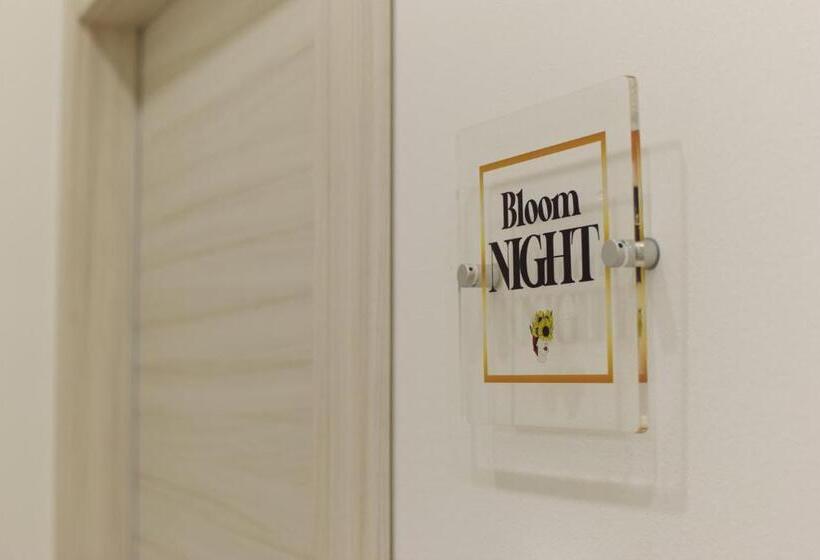 اتاق استاندارد با تراس, In Bloom B&b