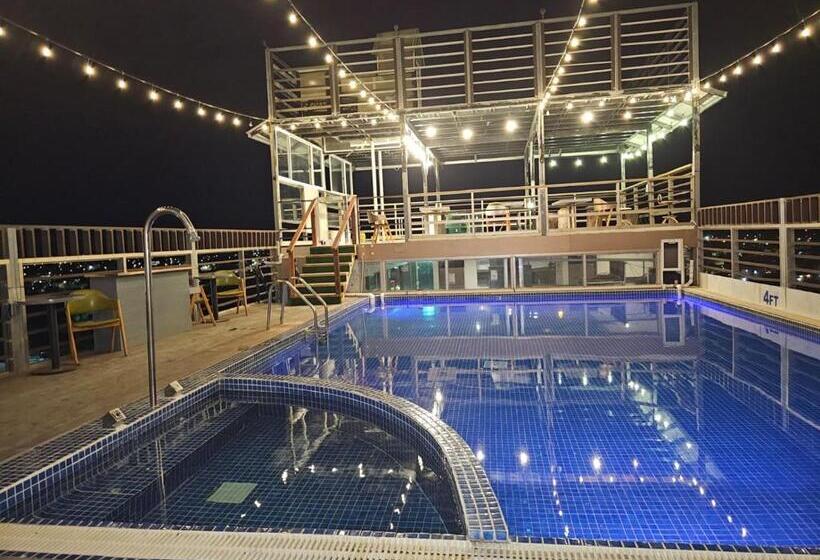 اتاق اکونومی یک تخته, Golden Tree Hotel Belize