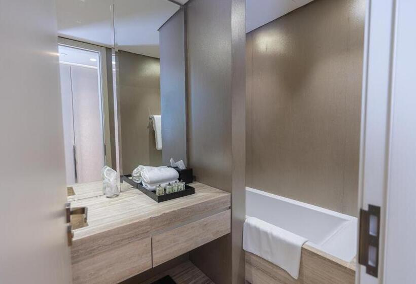 سوییت سوپریور, Damac Towers Riyadh