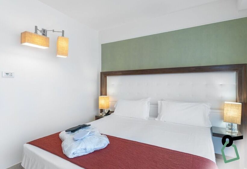 اتاق راحتی, Hotiday Hotel Otranto