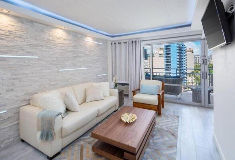 آپارتمان 1 خوابه با بالکن, Ilikai S Best Beach Front Executive Suite