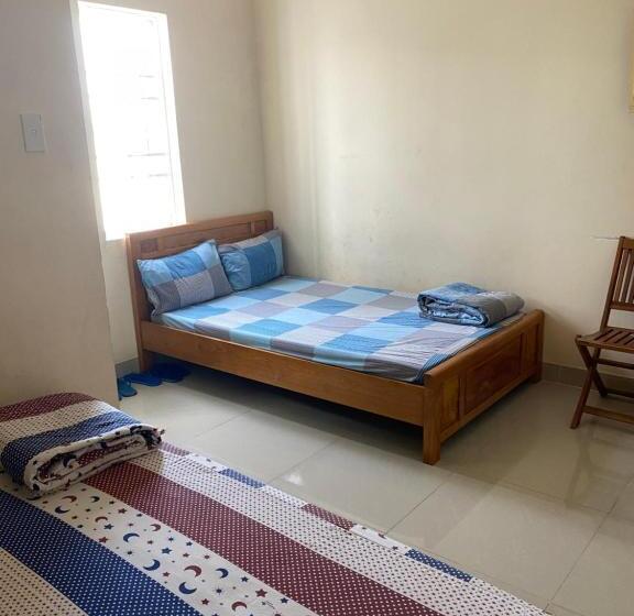 اتاق استاندارد چهار تخته, Nhà Nghỉ 529