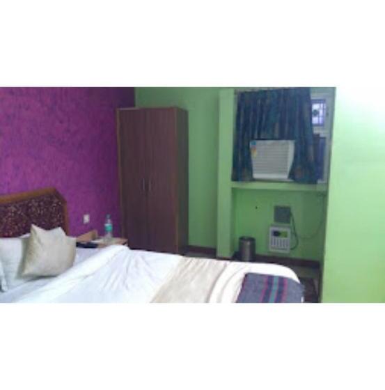 اتاق لوکس, Shri Jagannath Hotel,cuttack