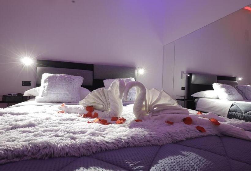 سوئیت با وان آب گرم, B&b Grecale Suite & Spa