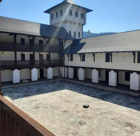 اتاق کلاسیک سه تخته, Turistički Centar Andrićgrad