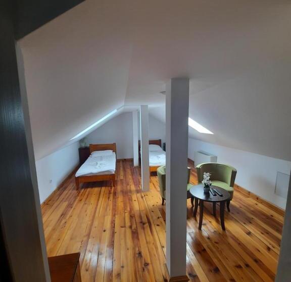 اتاق لوکس چهار تخته, Turistički Centar Andrićgrad