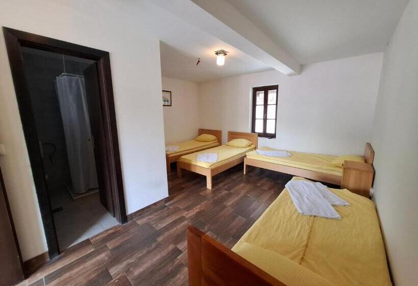 اتاق استاندارد چهار تخته, Turistički Centar Andrićgrad
