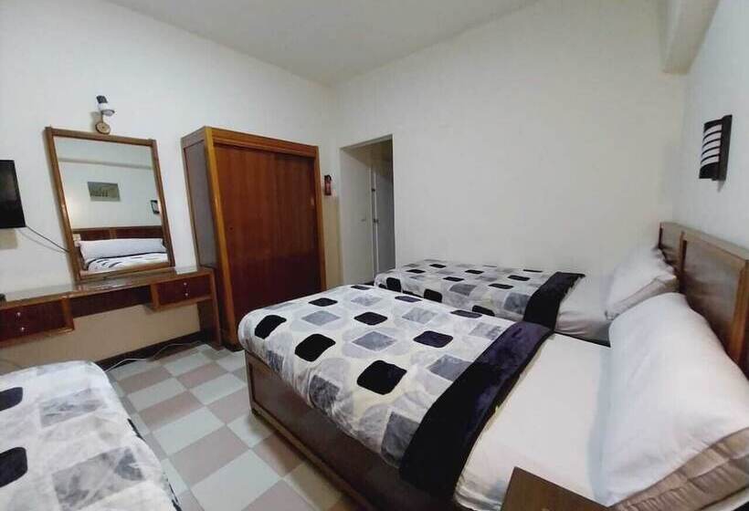 Economy Triple Room, Merry Land Hotel & Roof Top Nile Restaurant Luxor