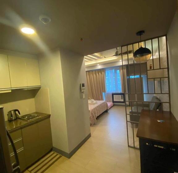 آپارتمان 1 خوابه با تراس, One Palm Tree Villas   Studio Unit