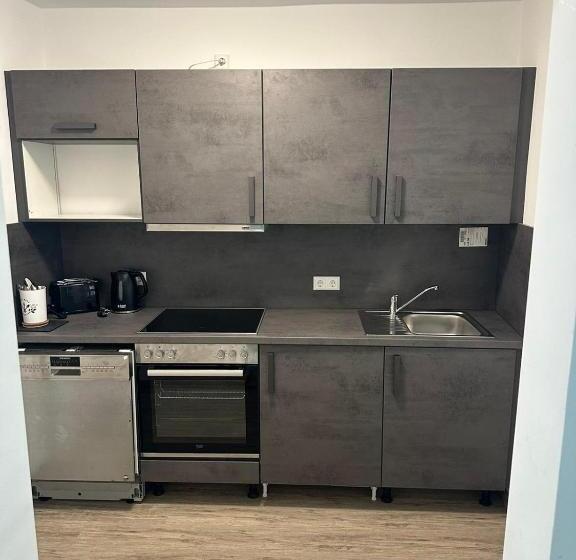 اتاق استاندارد, Neckar Apart