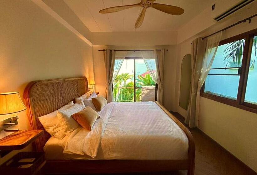 Deluxe Suite King Bed, Les Villas D Electra