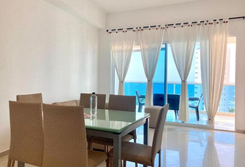 آپارتمان 1 خوابه با بالکن, Cozy 2br With Ocean View In Cartagena