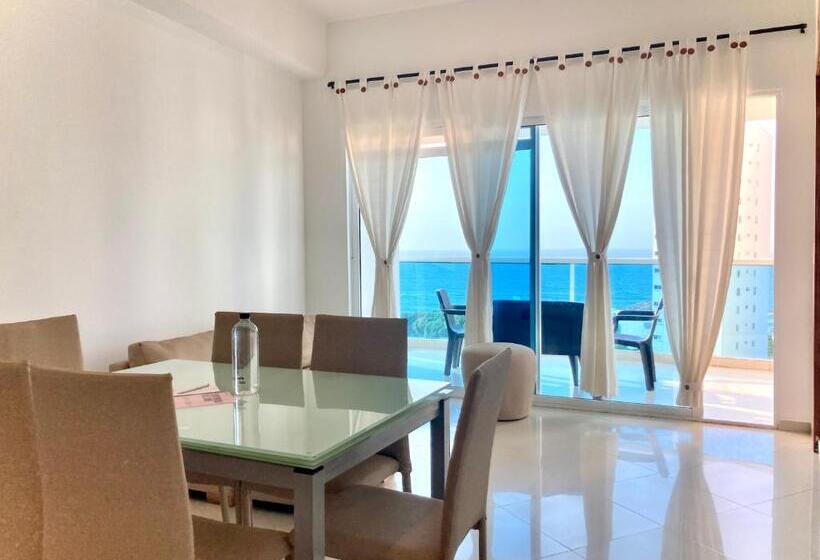 آپارتمان 1 خوابه با بالکن, Cozy 2br With Ocean View In Cartagena