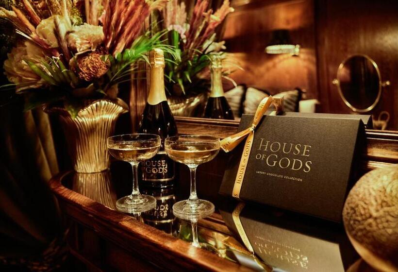 سوییت, House Of Gods Glasgow
