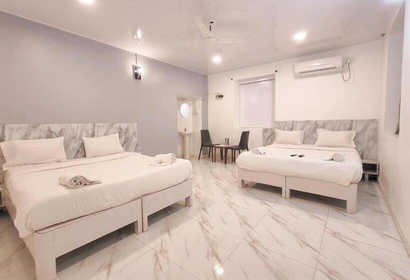 اتاق لوکس خانوادگی, Vrs Satkar