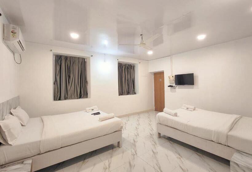 اتاق لوکس خانوادگی, Vrs Satkar