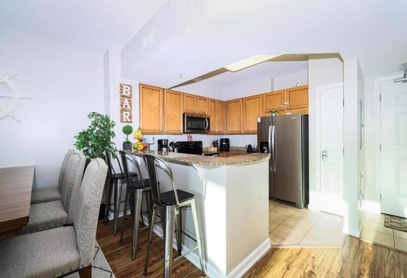 آپارتمان 1 خوابه با چشم‌انداز استخر, Marvelous 9th Floor Condo Gulf, Pool & Sunset View