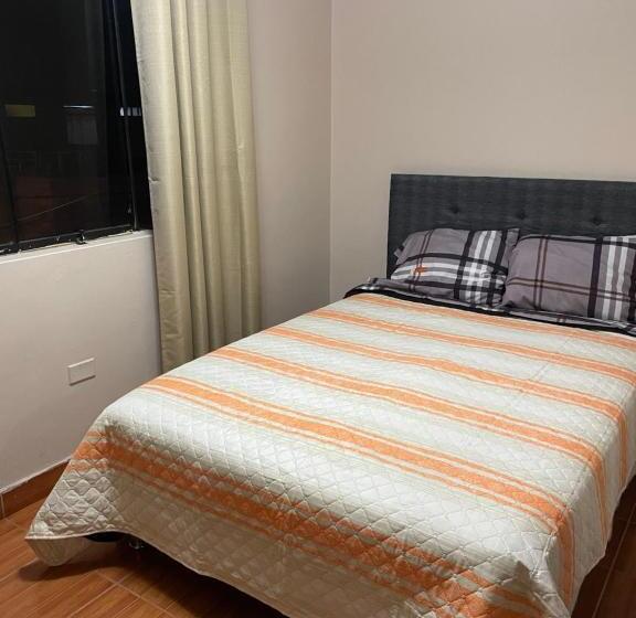 اتاق استاندارد, Hostal Alborada