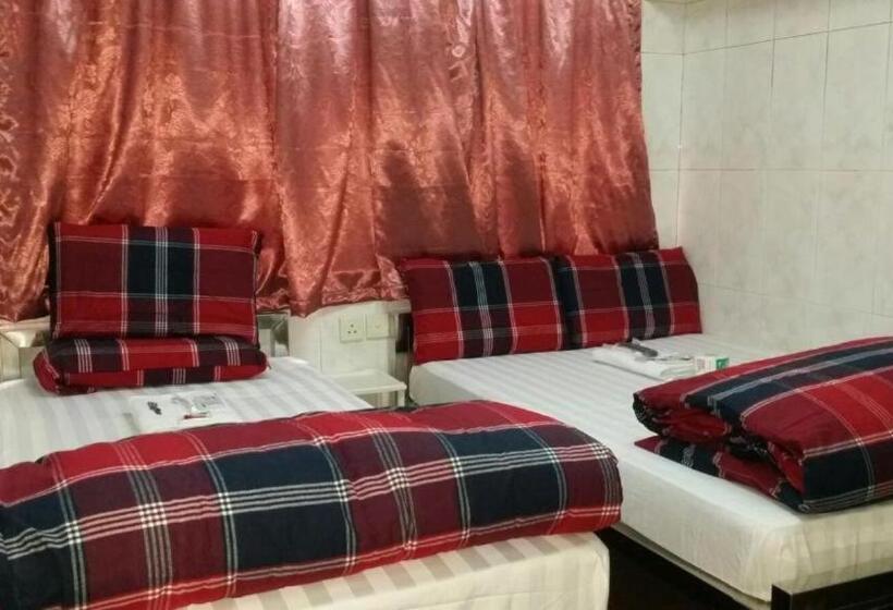 Economy Triple Room, Prime Star Inn