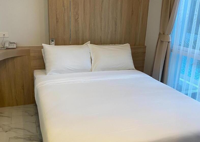اتاق لوکس, D Eco Hotel Health Center Pattaya