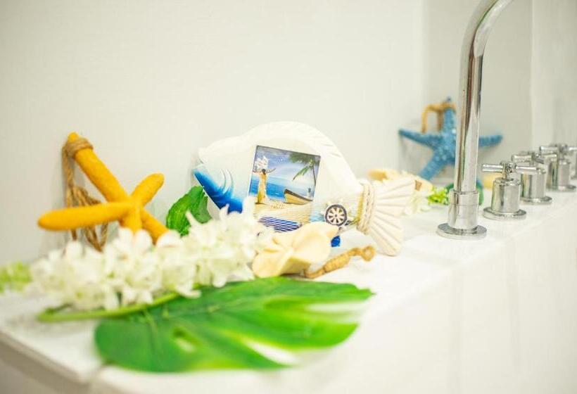 سوییت جونیور لوکس, D Eco Hotel Health Center Pattaya