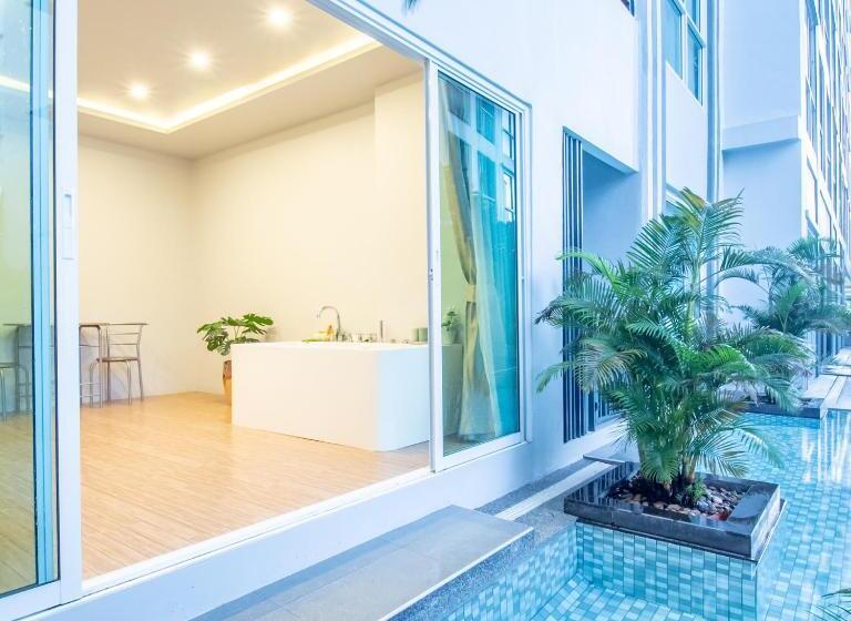 سوییت جونیور لوکس, D Eco Hotel Health Center Pattaya