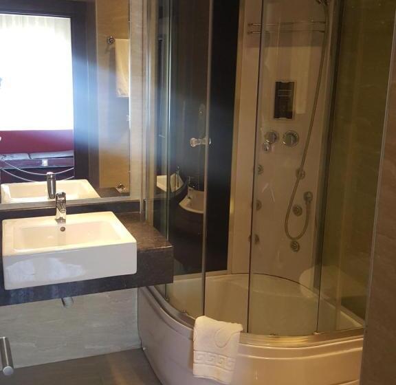 اتاق استاندارد سه نفره, Mostar Hotel Antalya