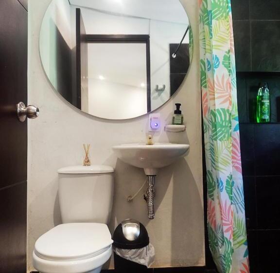اتاق لوکس, Amalaya Hostel