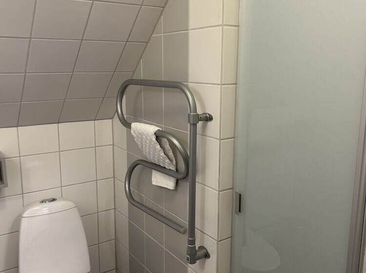 اتاق استاندارد, Halmstad Gårdshotell
