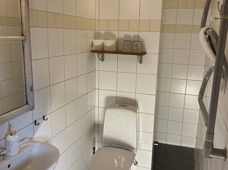 اتاق استاندارد, Halmstad Gårdshotell
