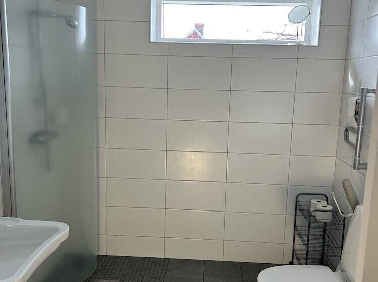 استودیوی لوکس, Halmstad Gårdshotell
