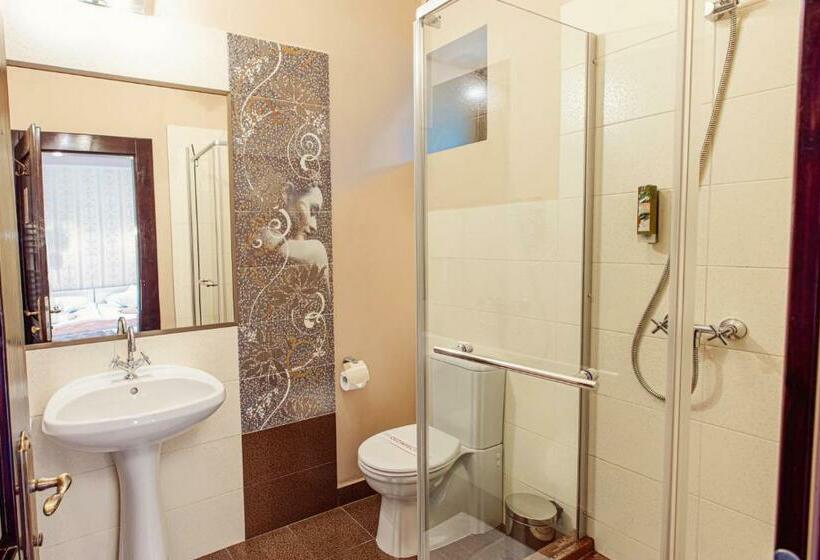 اتاق استاندارد, 4cardinal S Hotel Boutique