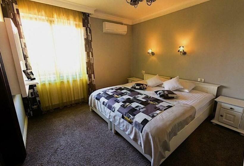 اتاق استاندارد, 4cardinal S Hotel Boutique