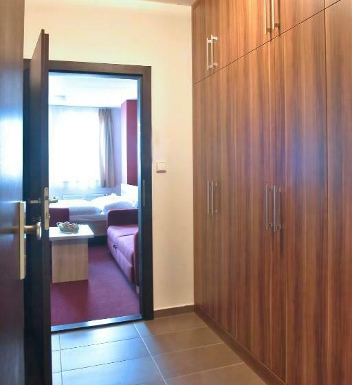 استودیوی استاندارد, Apartmanovy Dom Familia Smokovec