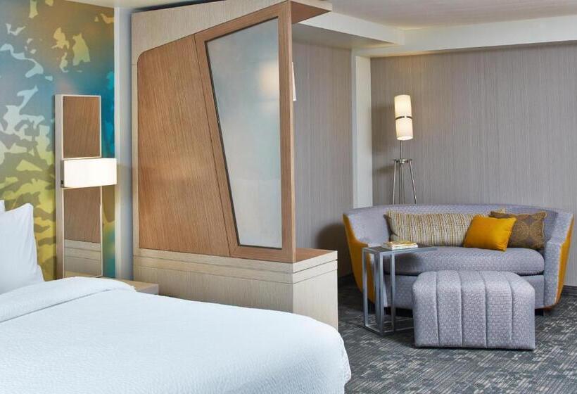 سوئیت 2 خوابه, Courtyard By Marriott Lake George