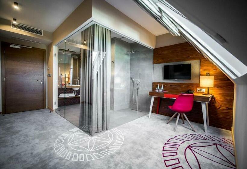 اتاق استاندارد, Kopieniec Fizjo  Med & Spa
