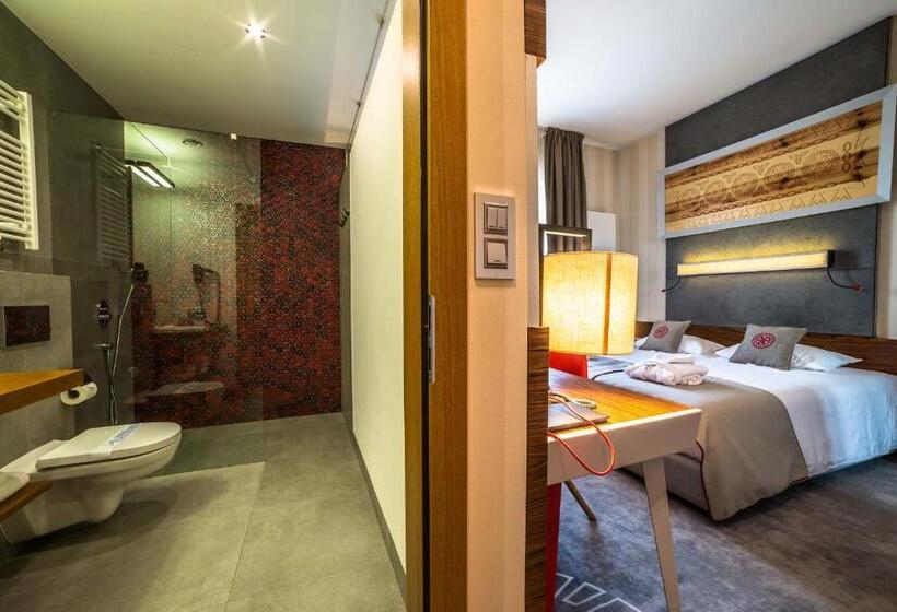 اتاق اکونومی, Kopieniec Fizjo  Med & Spa