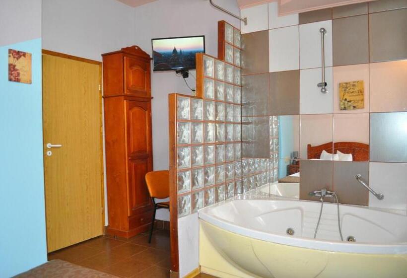 آپارتمان 1 خوابه, Pension Flamingo