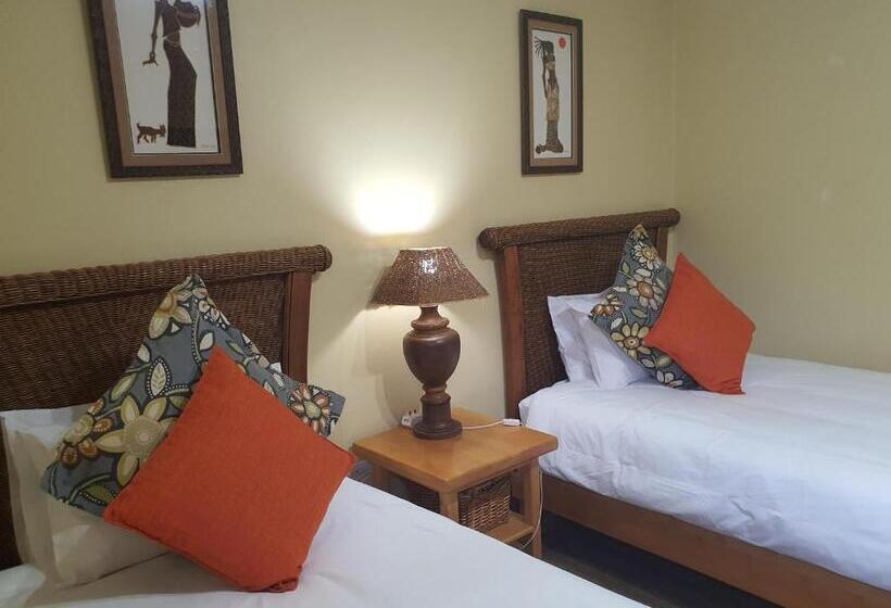 اتاق استاندارد سه نفره, Selati 103 Guest Cottages