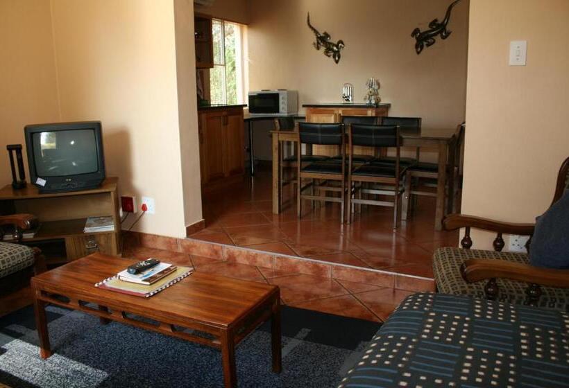 اتاق خانوادگی, Selati 103 Guest Cottages