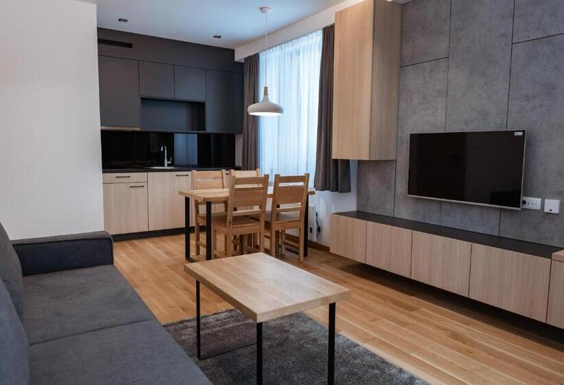 آپارتمان 1 خوابه, Aparthotel Zlatni Javor