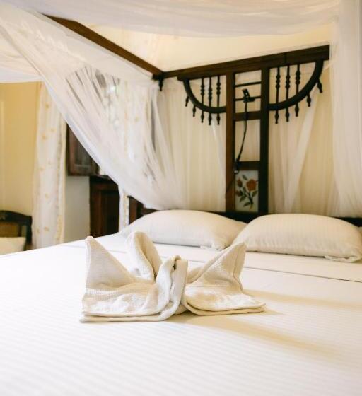 اتاق استاندارد, Caravan Serai Amour