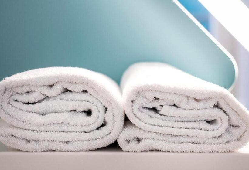 سوئیت جونیور کلاسیک, Mercure Toyama Tonami Resort & Spa