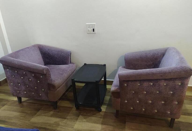 استودیوی سوپریور, Miranda Guest House By Rosh Hospitality