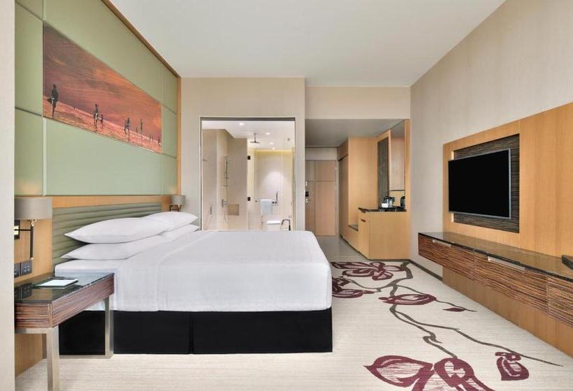 Club Room King Bed, Sheraton Colombo