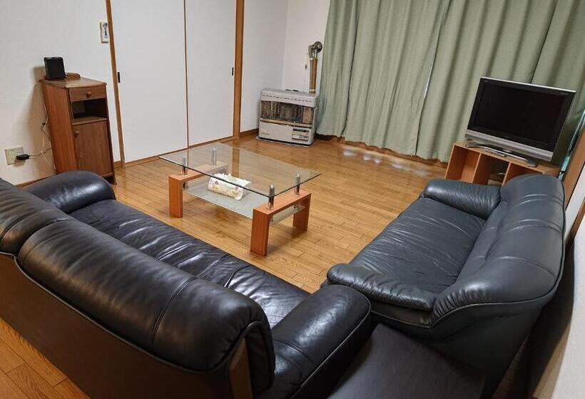اتاق خانوادگی, Anna S House 駐車無料